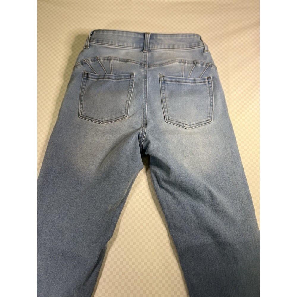 Fashion Nova Jeans Womens 5- 24" Skinny Light Wash Denim Blue Casual Pants - Picture 4 of 11
